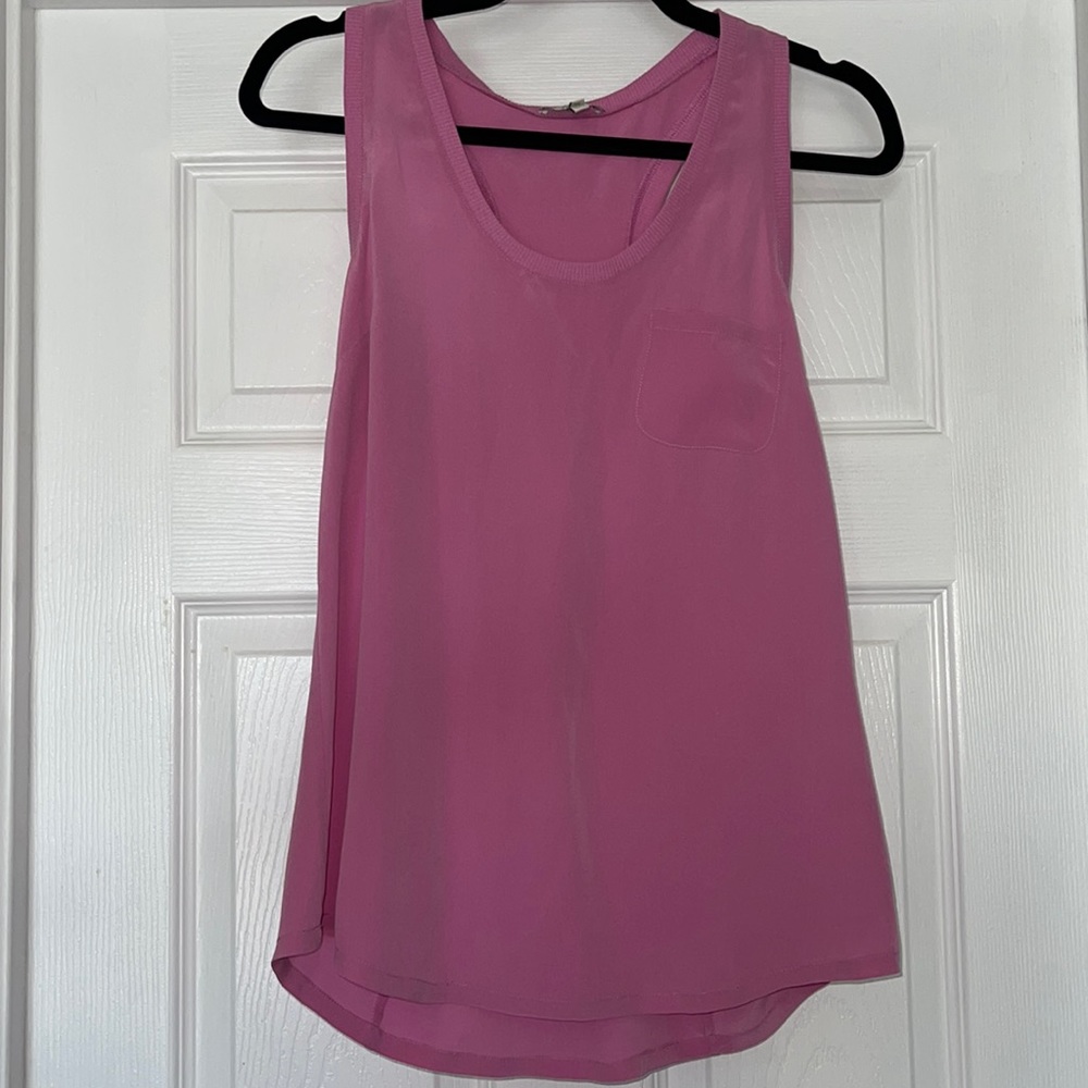 100 % silk pink racer back tank by Joie XS